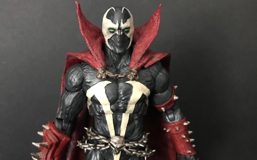 mcfarlane来自油管的麦克法兰再生侠评测