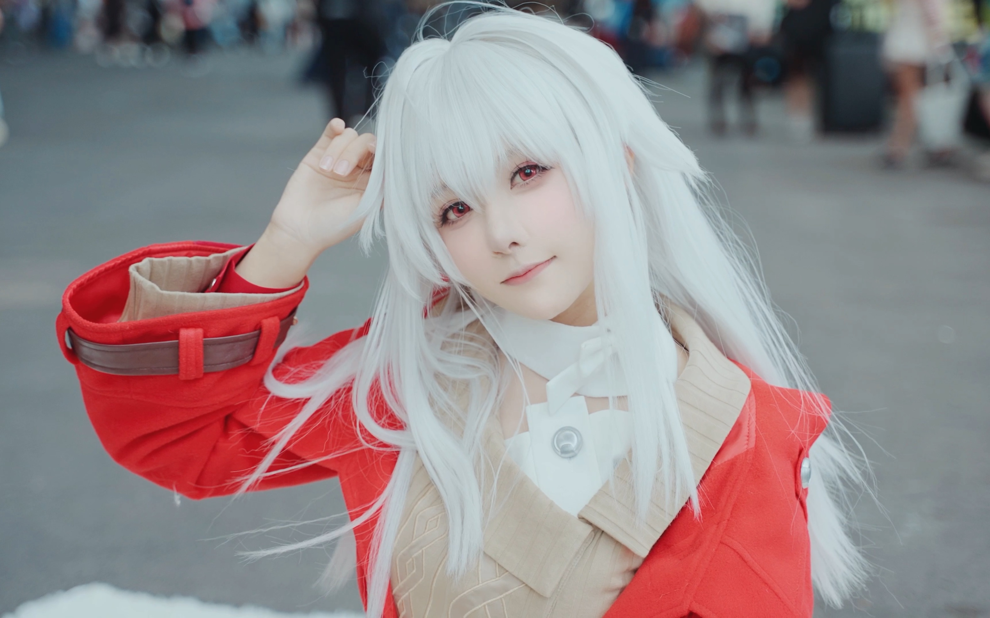 光腳逛漫展，哪有不髒腳的… - 哔哩哔哩