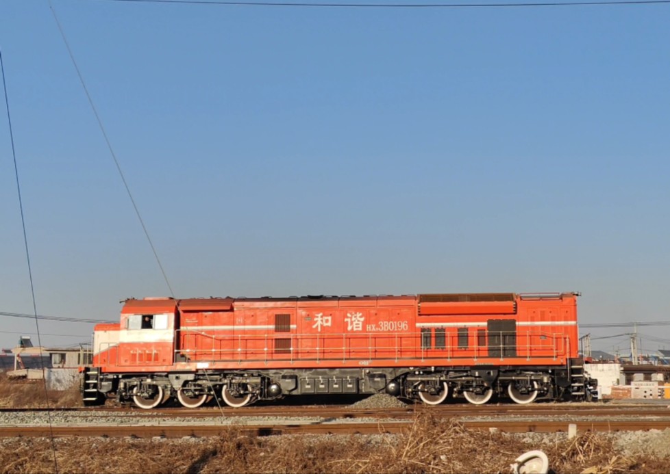 [唐遵铁路/线]hxn3b-0196单机崔马庄站发车前往贾庵子站