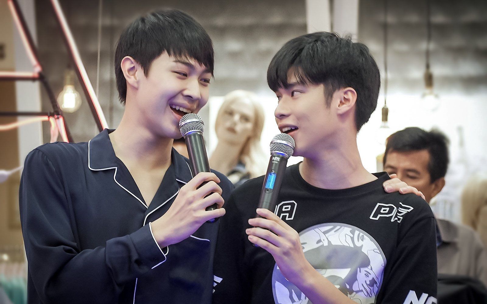 boompeak71泰国粉丝送给bp的小惊喜