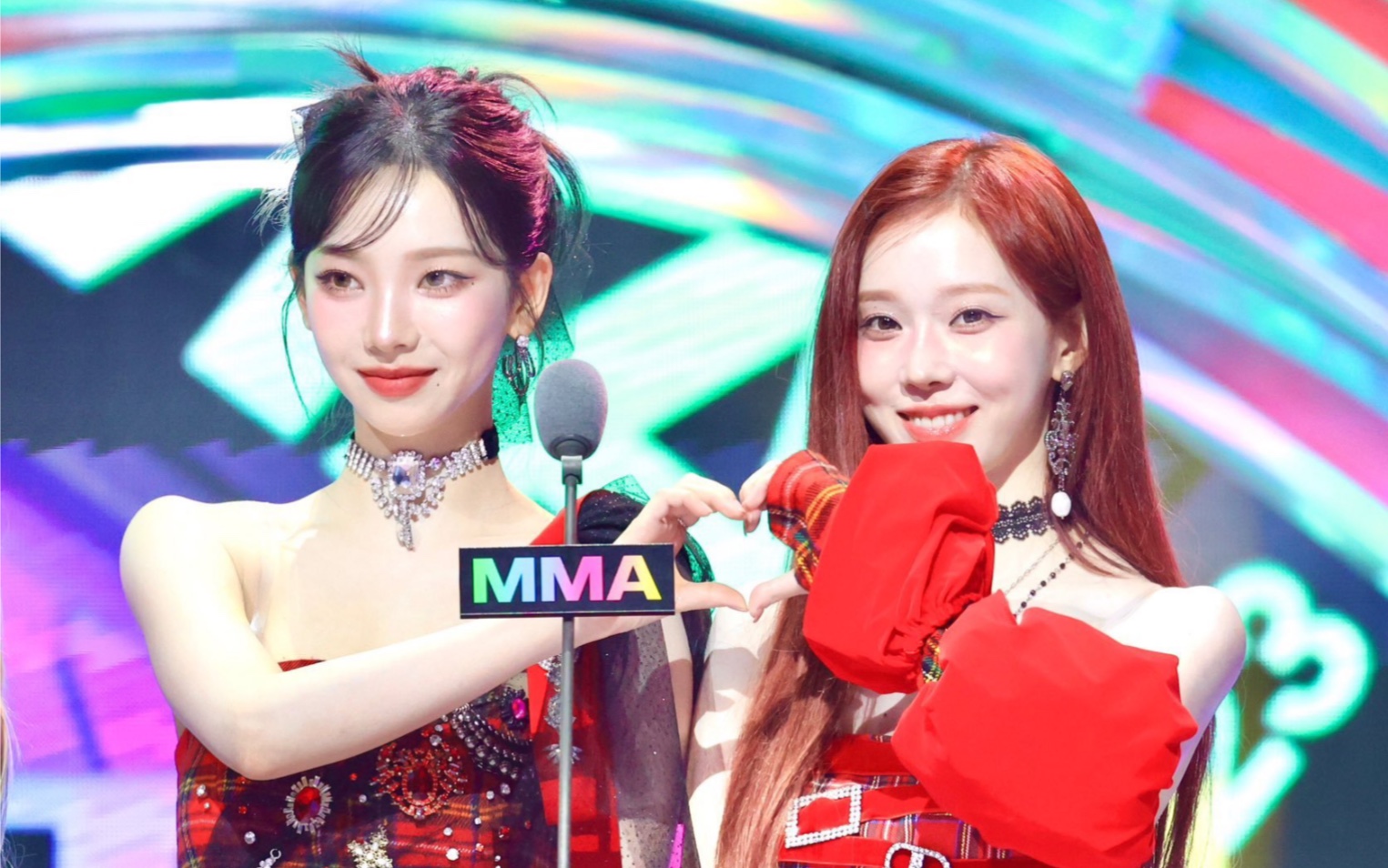 柳智敏金玟庭超嗨跟唱《view》