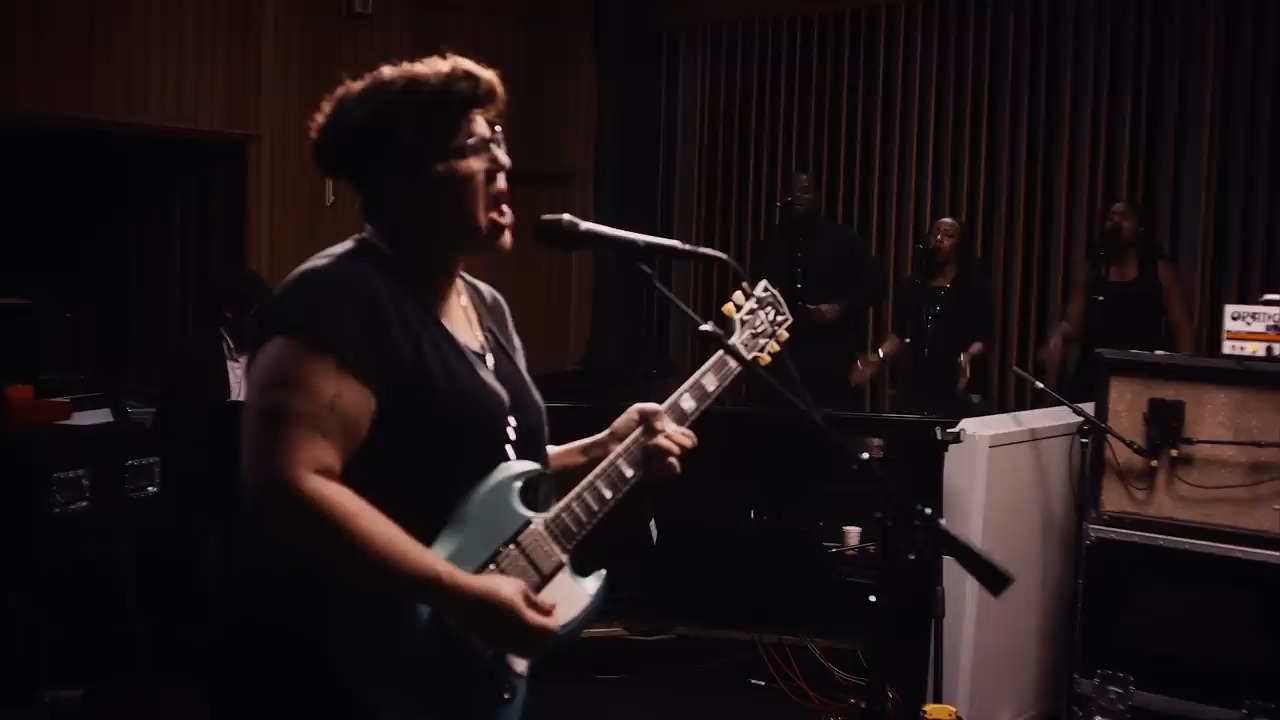 Alabama Shakes - Don't Wanna Fight (Official Video - Live from Capitol Studio A)
