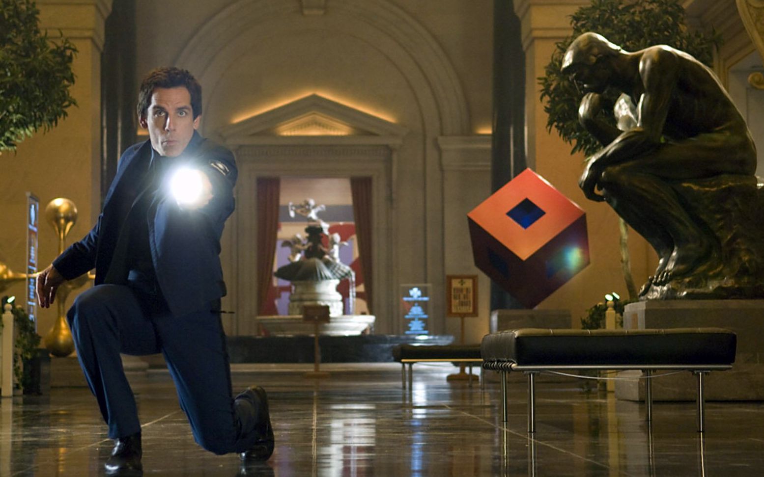 《博物馆奇妙夜》一部老少皆宜的科幻喜剧片 一个金牌可以复活玩偶