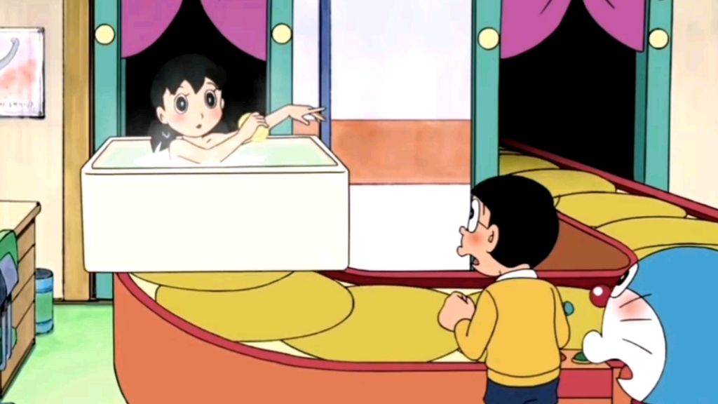 哆啦a梦:静香脱光衣服来大雄家洗澡供大雄和蓝胖子欣赏