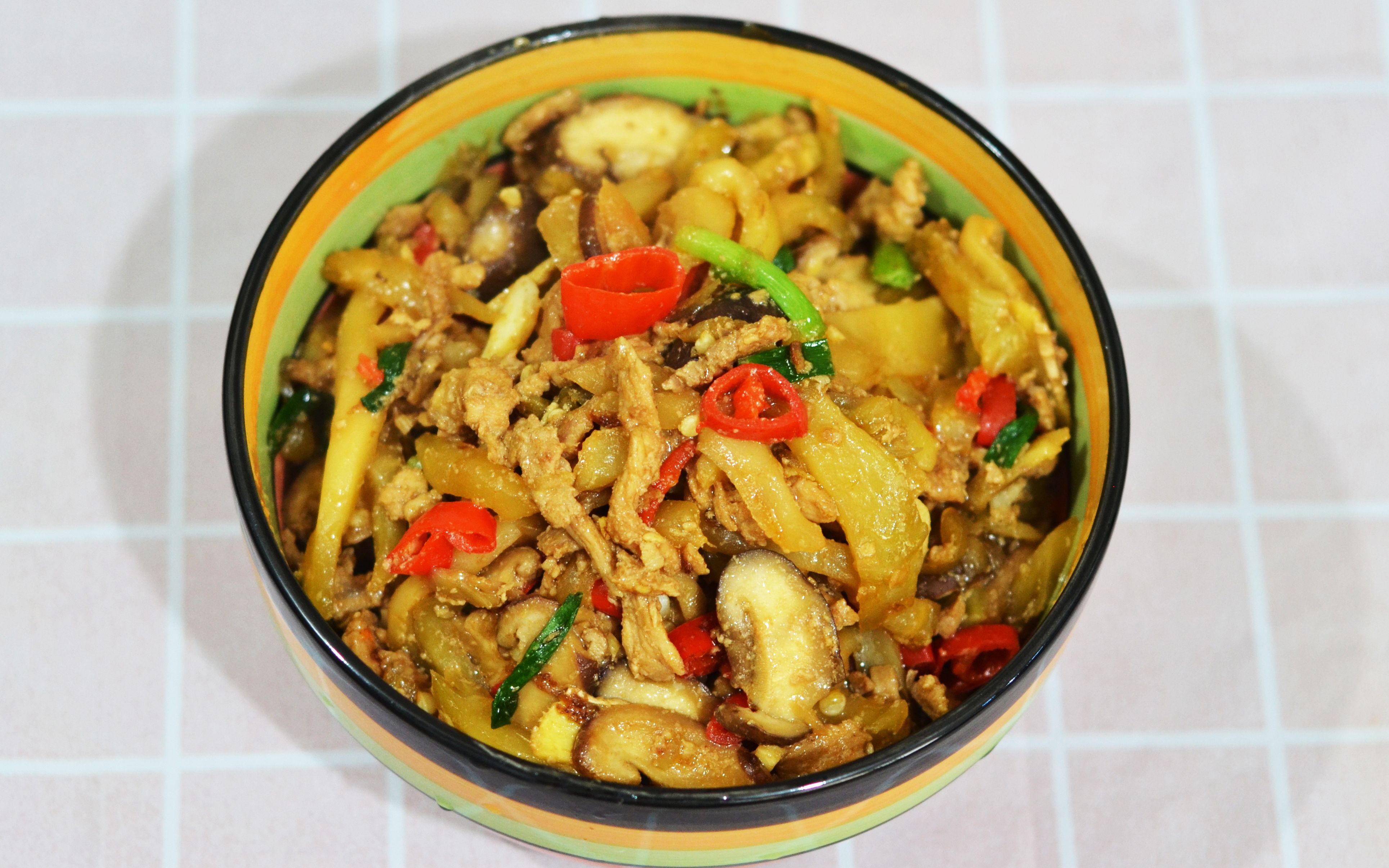 榨菜肉丝的做法,小时候最爱吃的一道菜没有之一,怎样做好吃呢?