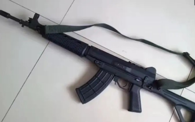 北方工业qbz03突击步枪在4款射击游戏中的射击换弹表现_单机游戏热门