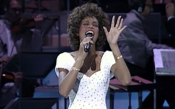 [图]Whitney Houston《One Moment In Time》(Live)