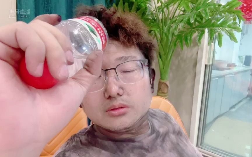 沪娱-金大脸_2024-04-17 5时55分「集梦金大脸【1995】 - 感谢水哥