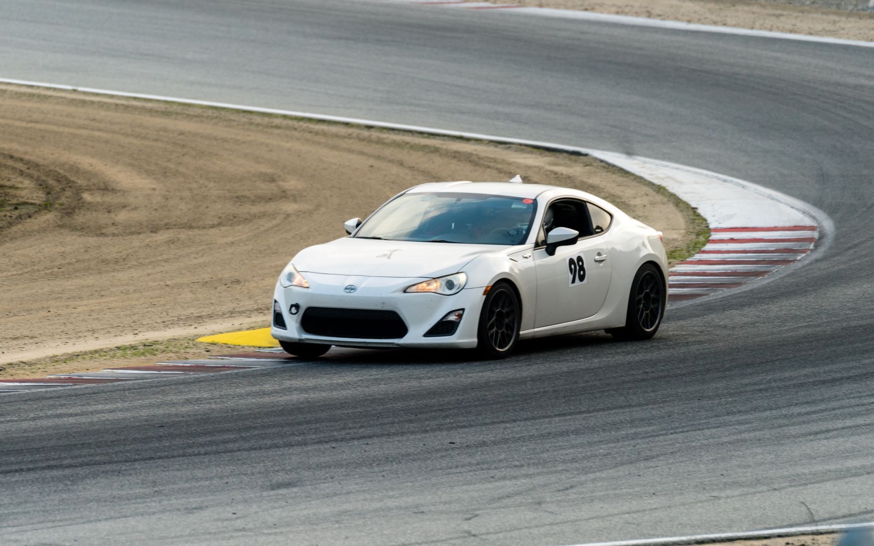 12042021加州lagunaseca赛道日丰田861499单圈车载