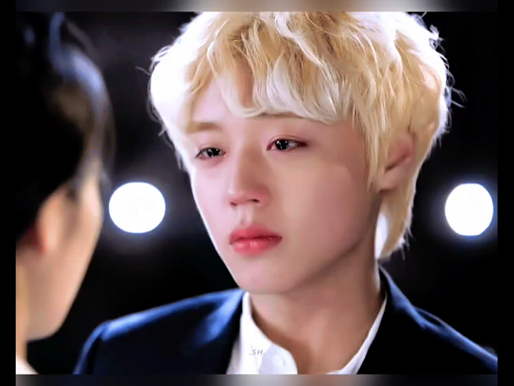 "朴志训 "韩剧 "远看是蔚蓝的春天 原生家庭的影响真的能毁掉一个人