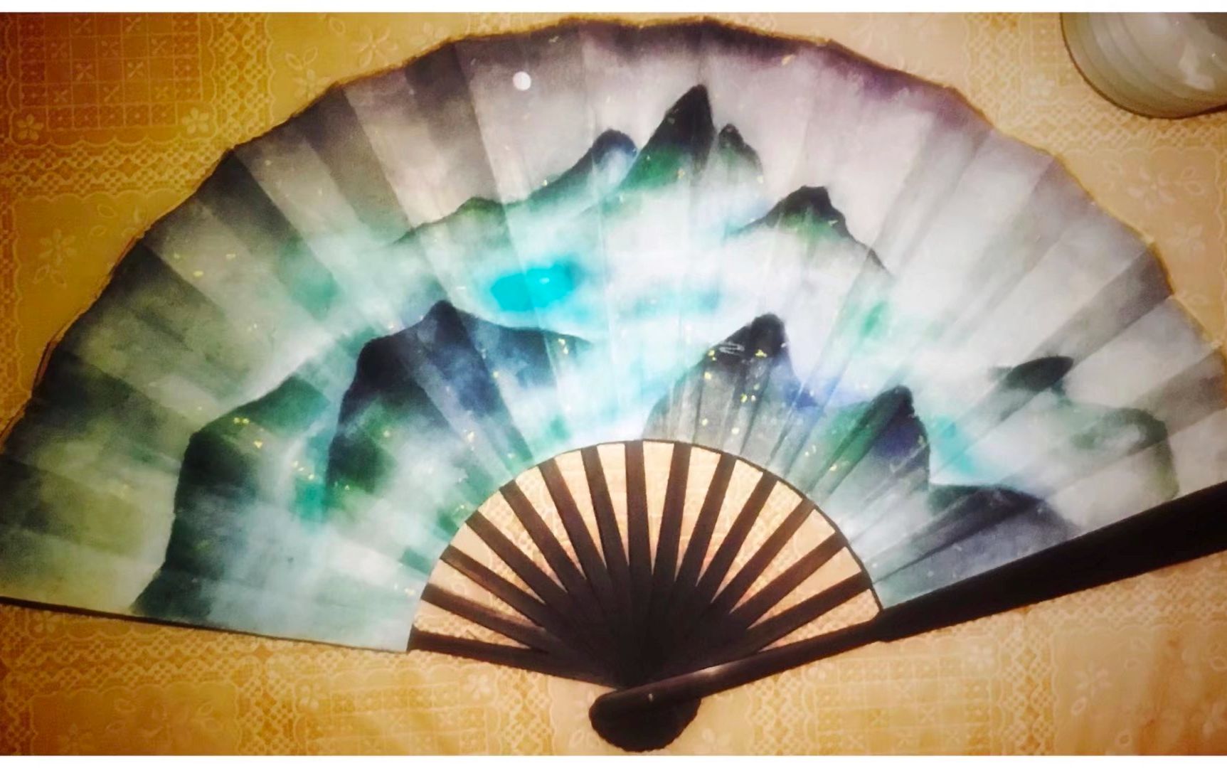 【手绘】扇面教程《流云》1/4【水彩 岩彩】万圣节快乐