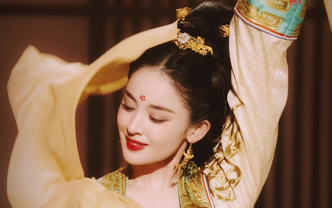 娜扎周芷若变装 古装美人适配度超高_哔哩哔哩_bilibili