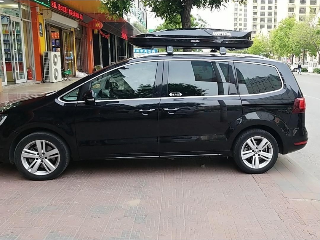 大众夏朗安装韦帕运动款车顶行李箱