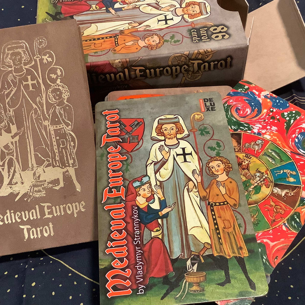 塔罗牌开箱「Medieval Europe Tarot」_哔哩哔哩_bilibili