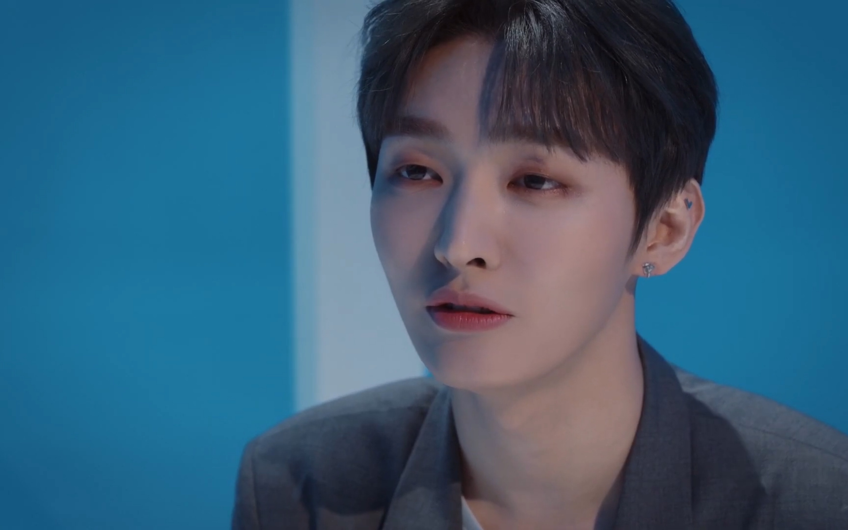 【尹智圣】《aside》预告mv～寄送哥哥的声音也太温柔了吧_哔哩哔哩