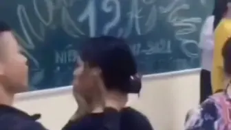 小兄弟你过分了，整个班通吃