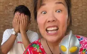 Скачать видео: 谁的胆子大，谁敢看他的脸，不要眨眼！