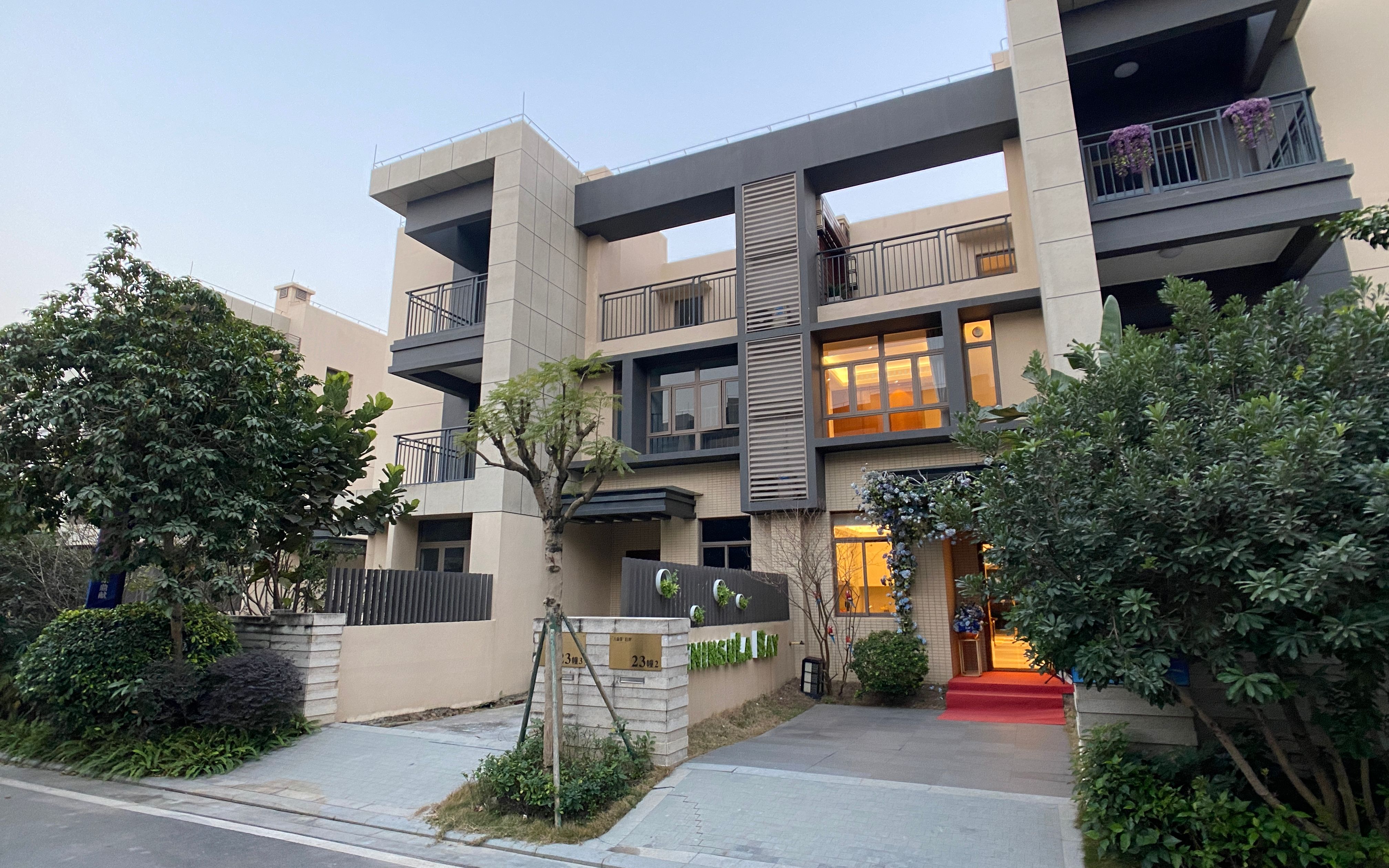 中山雅居乐135平3层豪宅别墅,不到300万带大露台,外省也不限购_哔哩