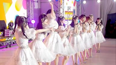 =LOVE/デビュー2周年記念コンサート 51L7Gi+DS5L.jpg_BO30,255,255,