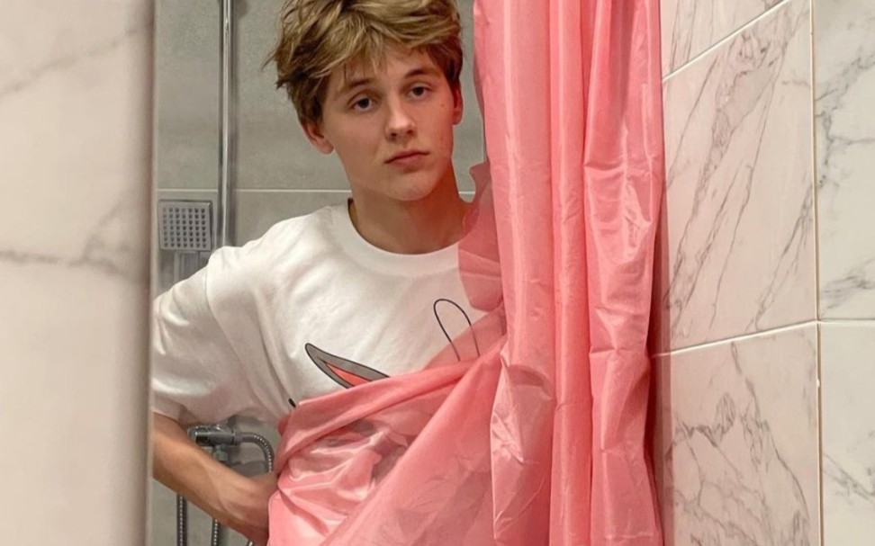 【rodgri】7715白俄奶萌崽崽的百变画风—ins日常(持续更新)