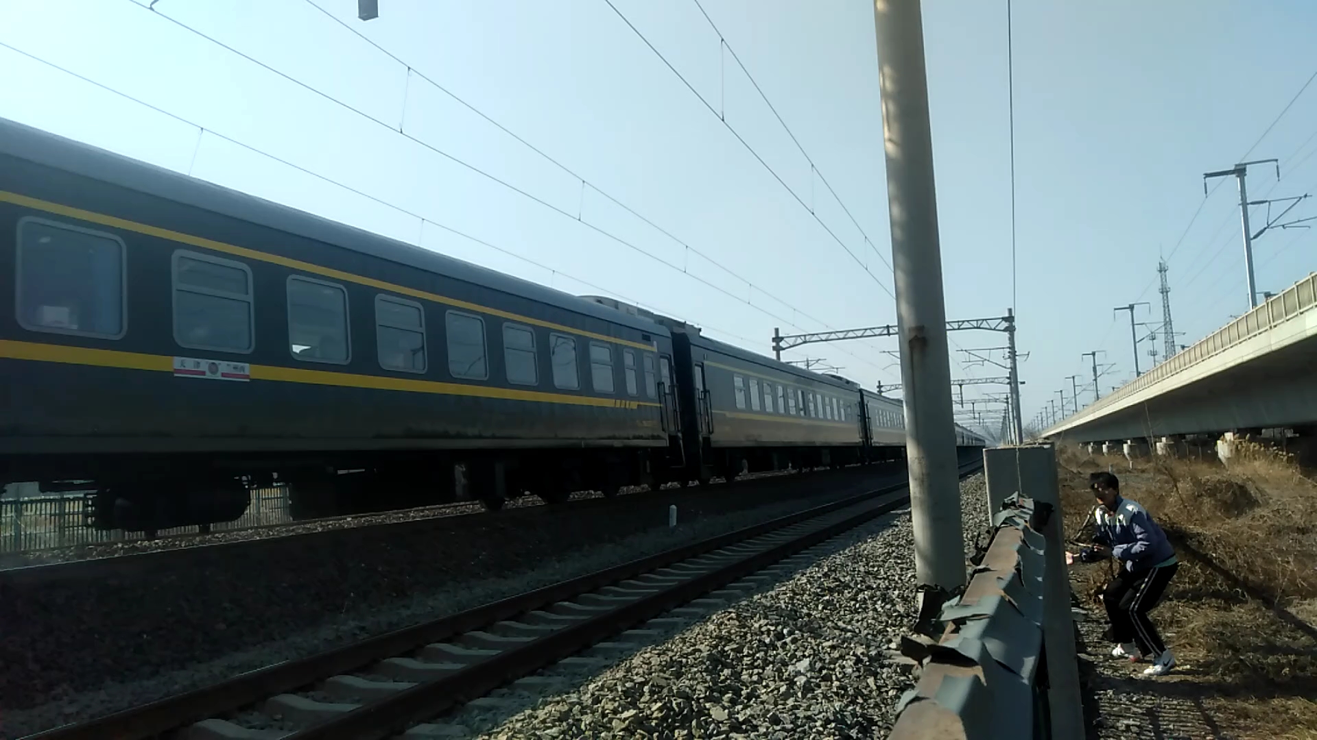 【中国铁路】k887次快通过杨村站