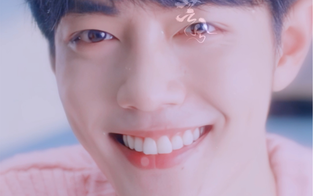 肖战的这波挑眉wink,你扛得住几个?