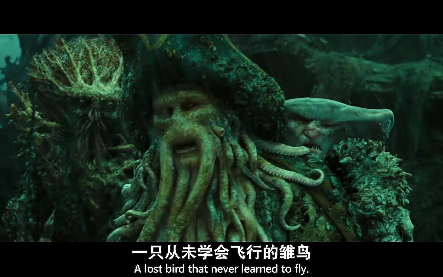 加勒比海盗:杰克单手挑战章鱼怪,还打的有来有回的