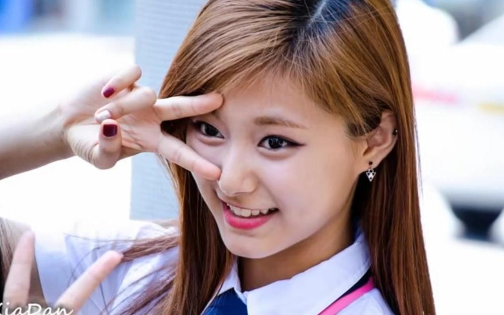 twice 子瑜sixteen时期校园风图片