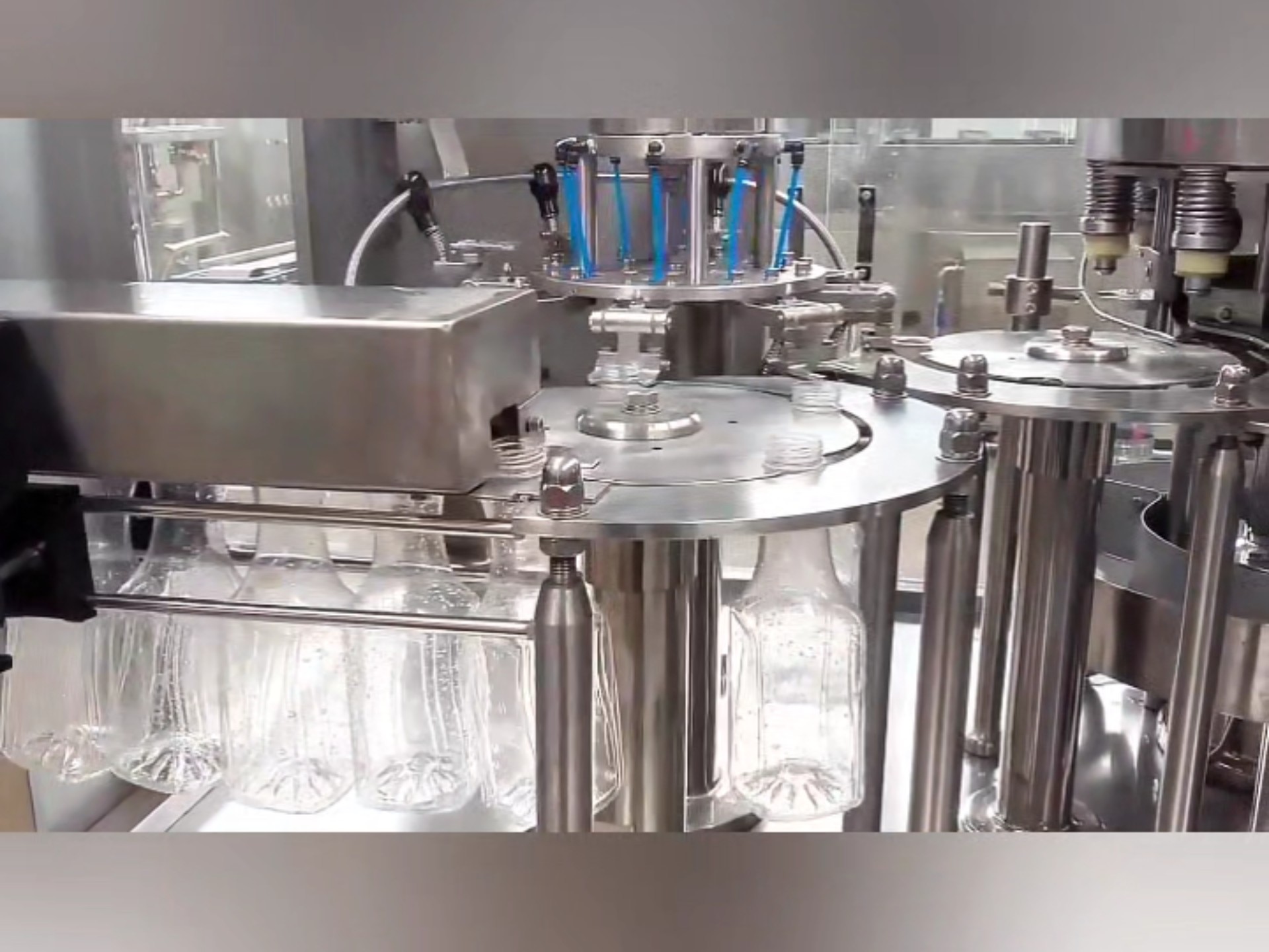 山西酒类灌装机厂家电话_科威嘉取得粉末涂料灌装装置专利 山西酒类灌装机厂家电话_科威嘉取得粉末涂料灌装装置专利（酒水灌装机械生产厂家） 酒类