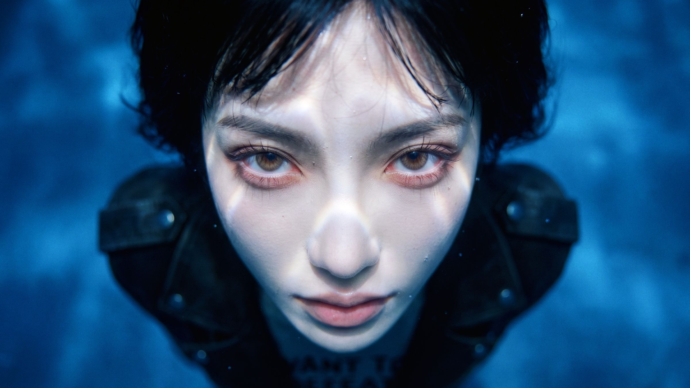 逆流而上撞碎所有边界！EIKO高燃MV《我想离地面远一点》【AI偶像】
