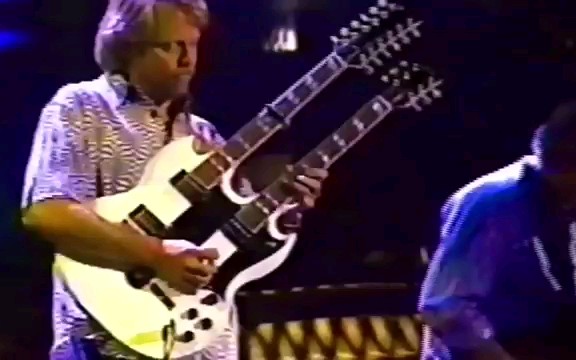 [图]Eagles-Hotel California 1990's Live Mix