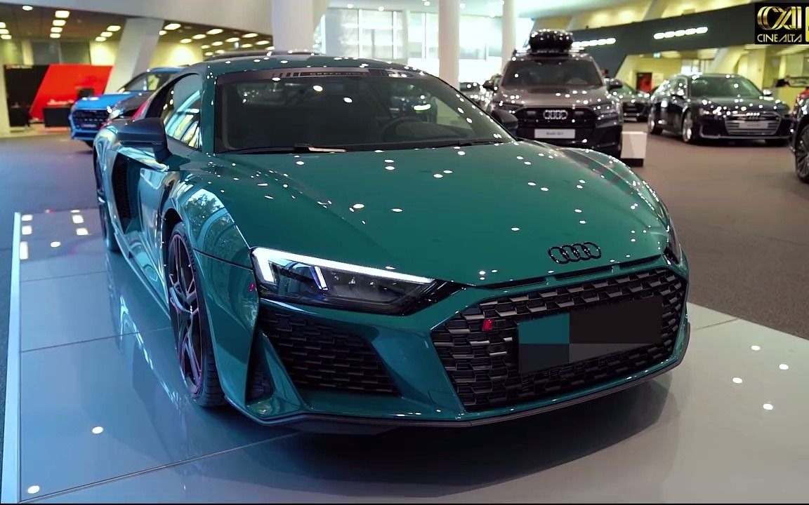 地表最强v10的超级猛兽奥迪r8,堪称钢铁侠的座驾,这颜色搭配的车身也