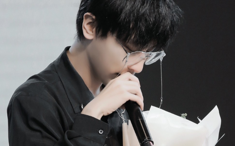 【景向谁依】"我真的见不得女孩儿哭…男孩儿我就更崩溃了"