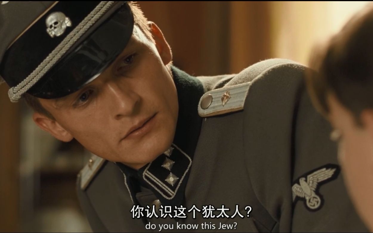 穿条纹睡衣的男孩科特勒中尉rupertfriend鲁伯特弗兰德cut