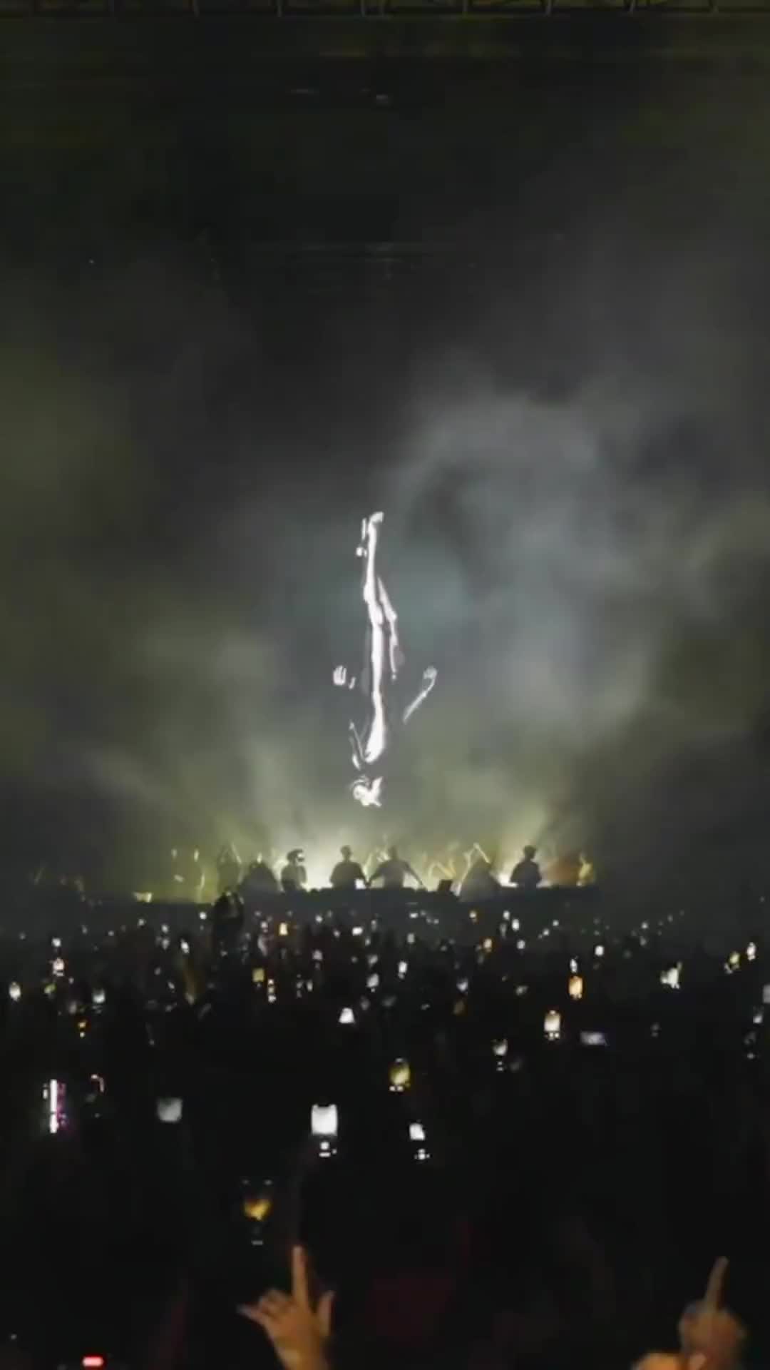 国外电音厂牌afterlife做的倒吊人logo视觉真的超棒