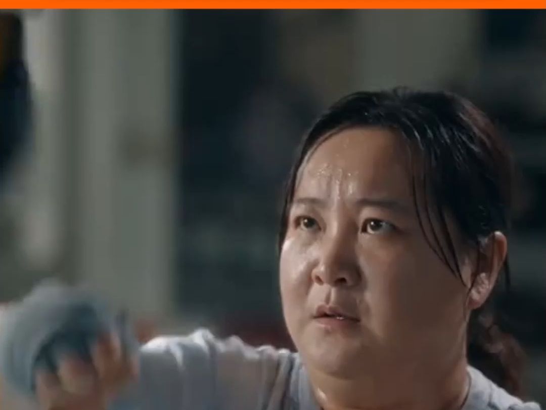 贾玲新电影被指封面抄袭