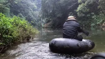 Скачать видео: 颜料师独闯哀牢山，官方回应：未进入哀牢山核心区，行为合规