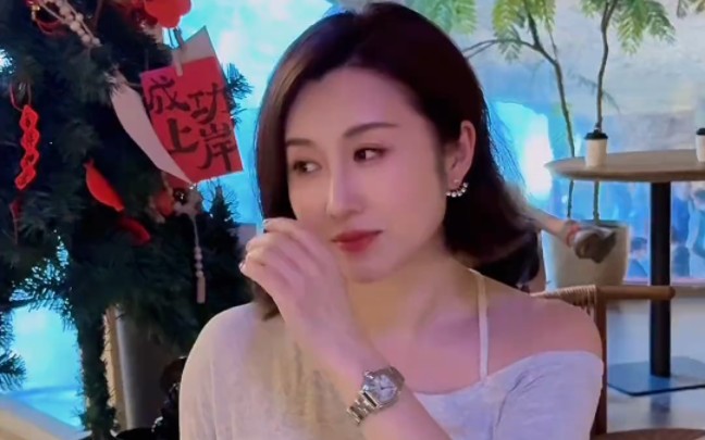 别人家的漂亮老婆-70后美姨-70后美姨-哔哩哔哩视频