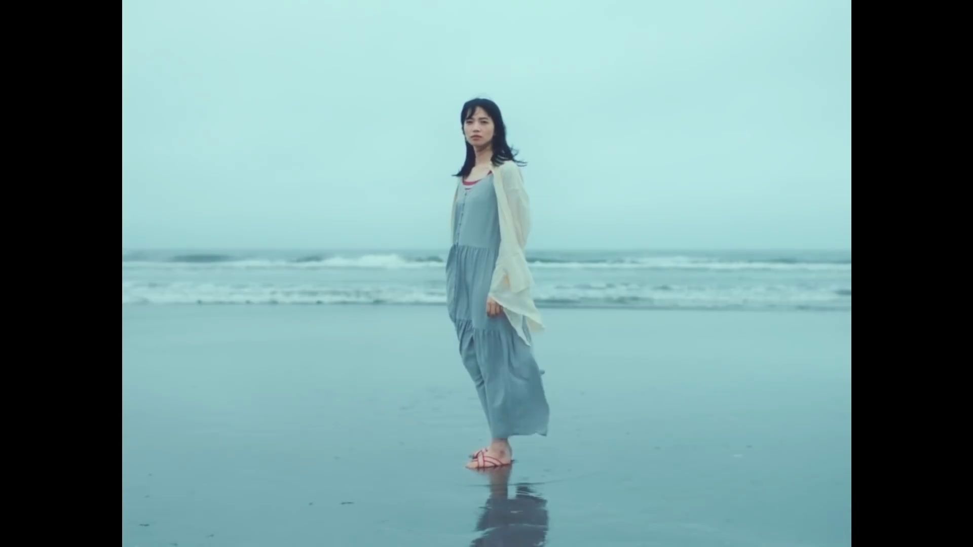 [图]【MV】小松菜奈出演Uru发行的歌曲《现在去见你》 MV