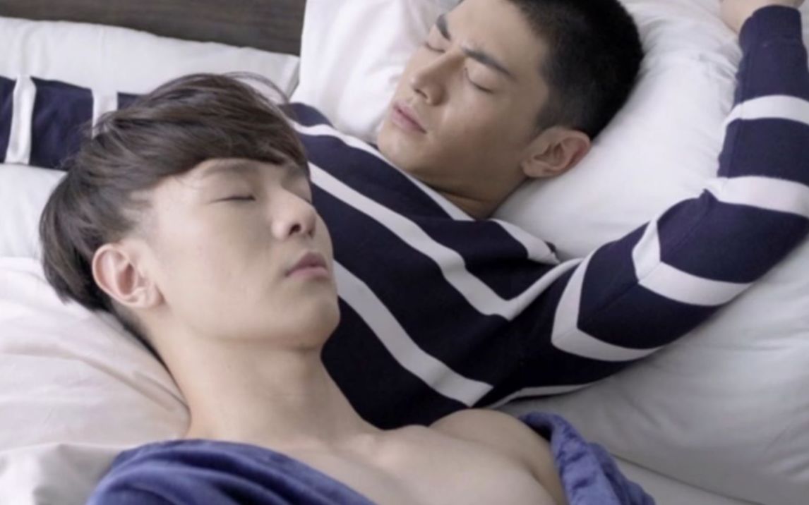 攻:又不会怀孕.国产history《离我远一点》