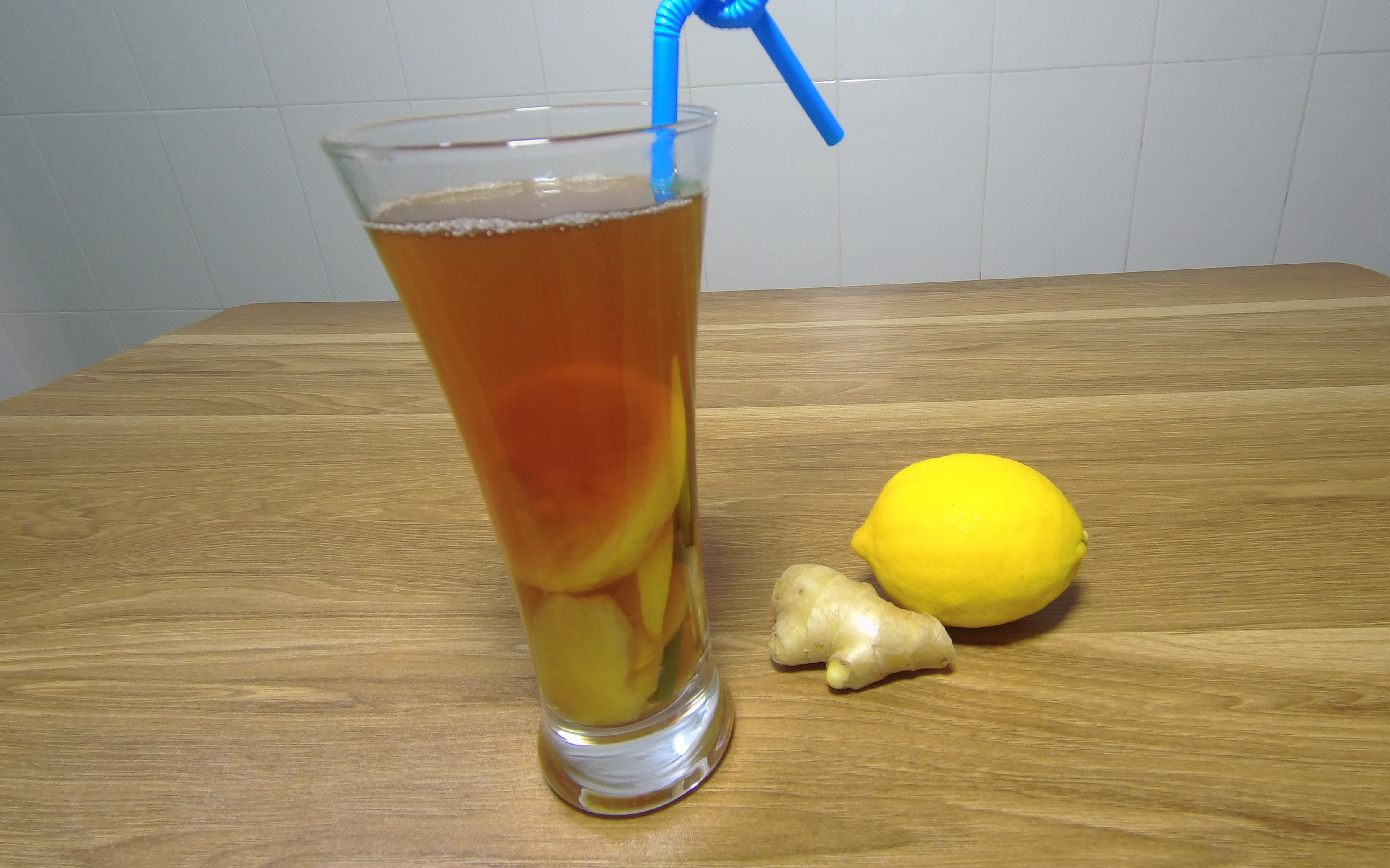 柠檬姜茶热饮,柠檬味的姜茶,祛风驱寒,胃暖暖的,好舒服