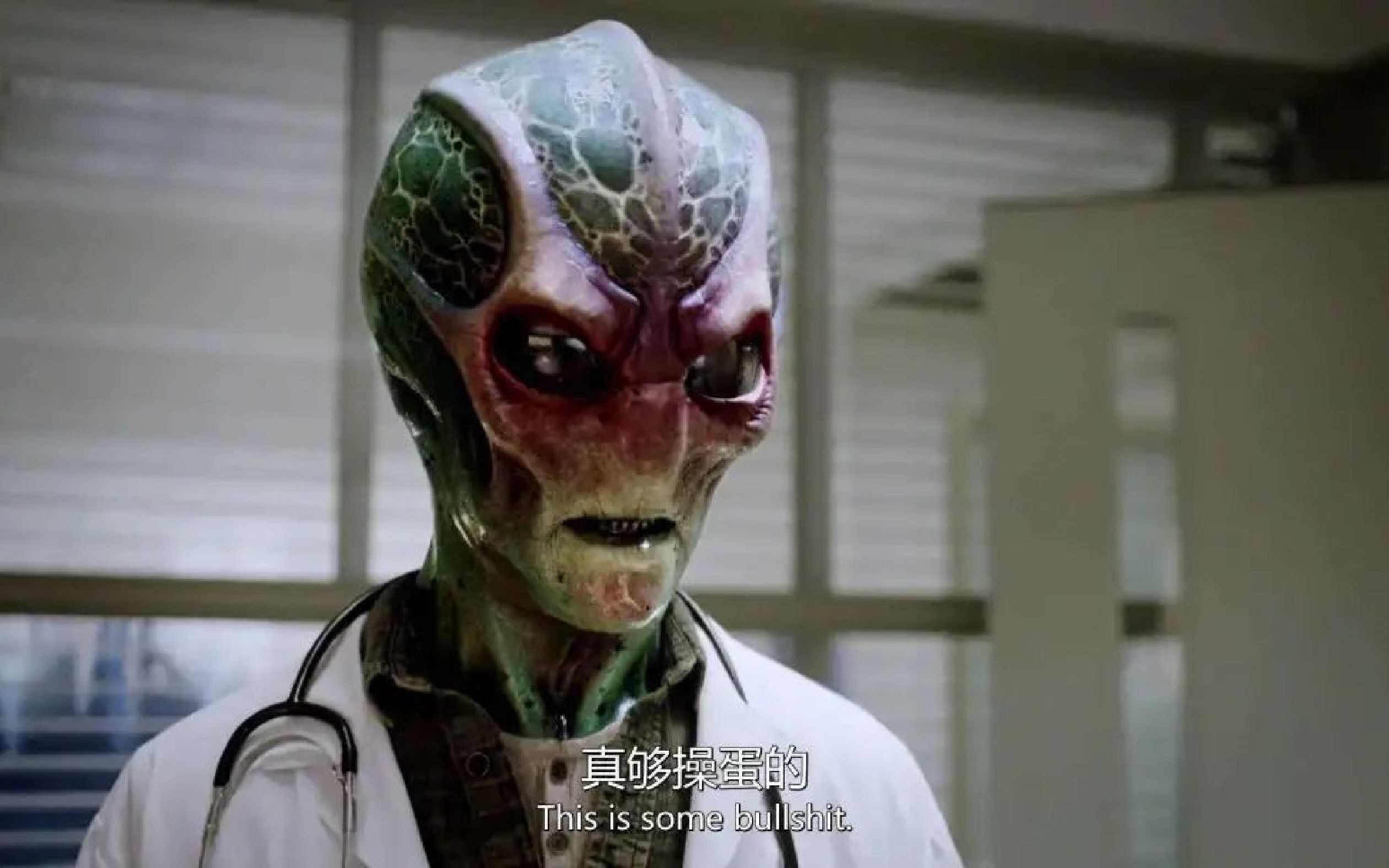 【外星居民】外星人入侵地球,一天就学会人类用语.