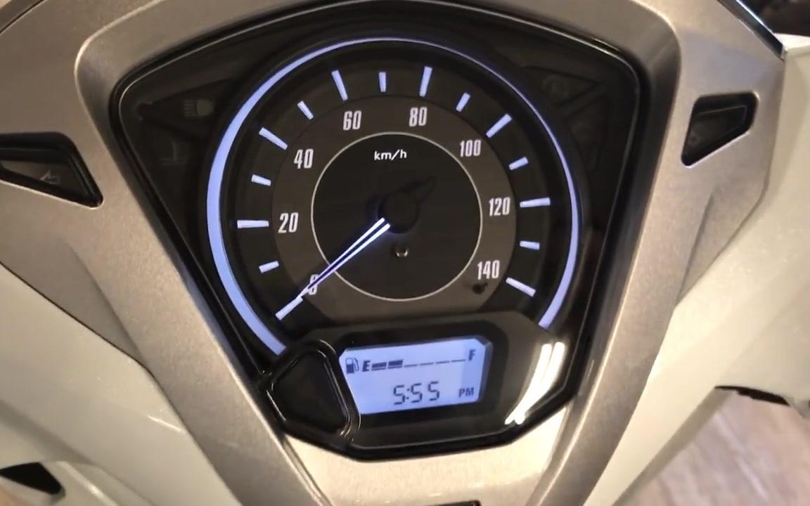 日本本田最新款lead125介绍日语