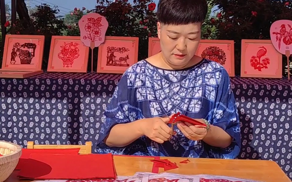 【海琴剪纸】我的最新作品,快来一睹为快!