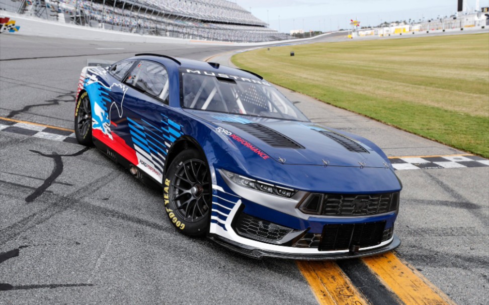 【nascar】福特发布2024赛季全新赛车mustang dark horse