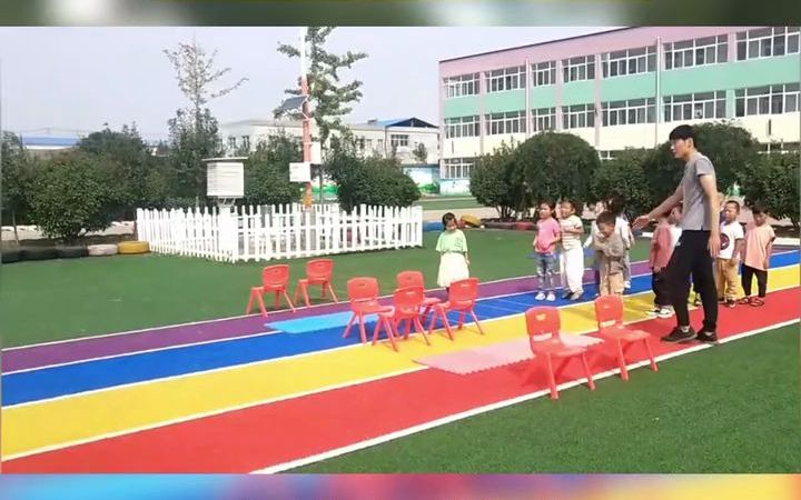 [图]幼师必备公开课_幼儿园公开课大班体育游戏《勇敢的小兵》 幼儿园小班 幼教公开课 大班 幼儿园体育游戏 大班体育公开课 勇敢的小兵兵