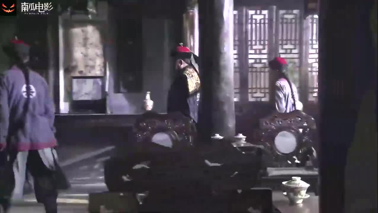 [图]纪晓岚：和珅官复原职，连老纪都来祝贺，这是这话有点像找茬的