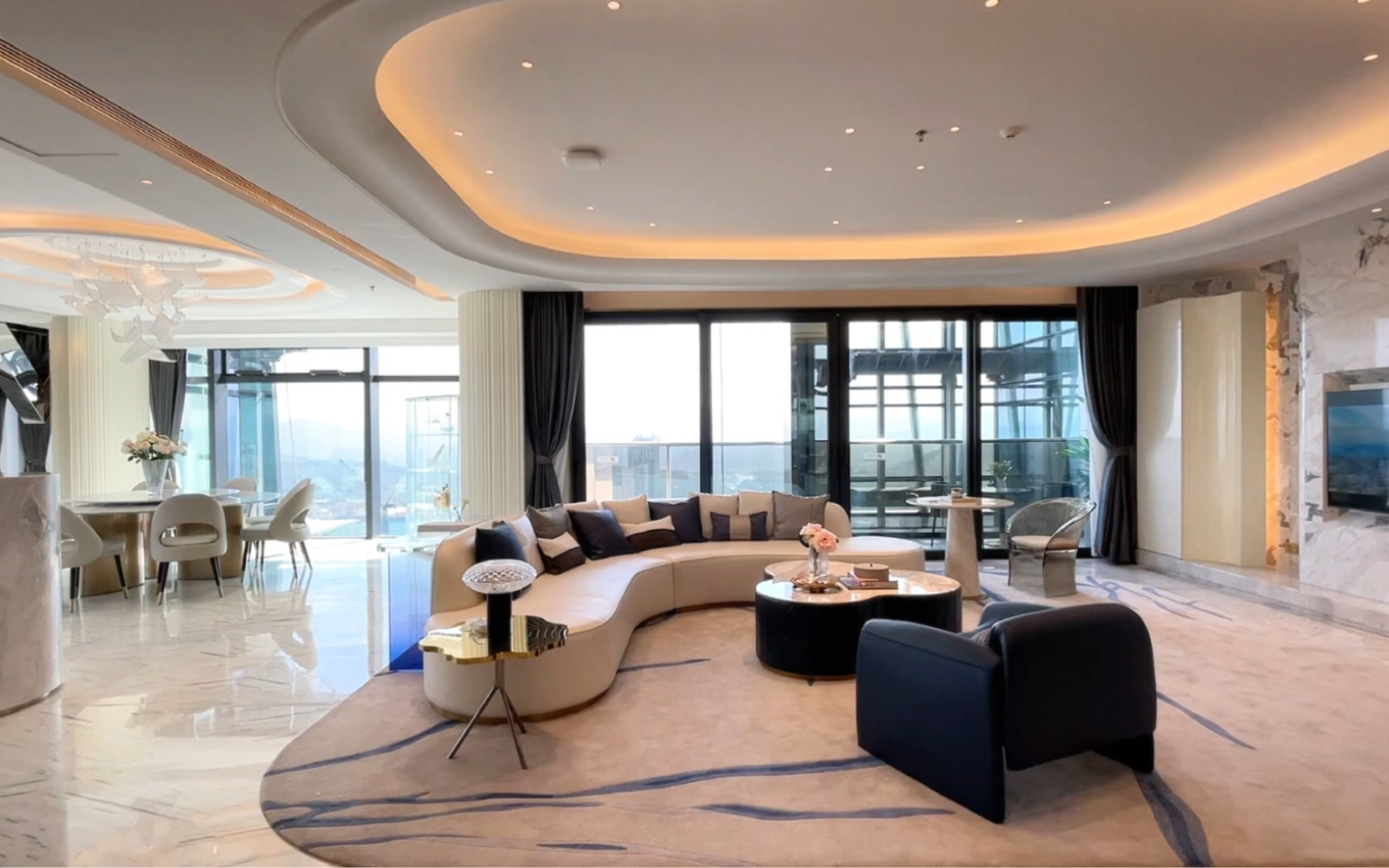 梦中情房!深圳4500万大平层豪宅,303平4房3厅,太梦幻了,必看!