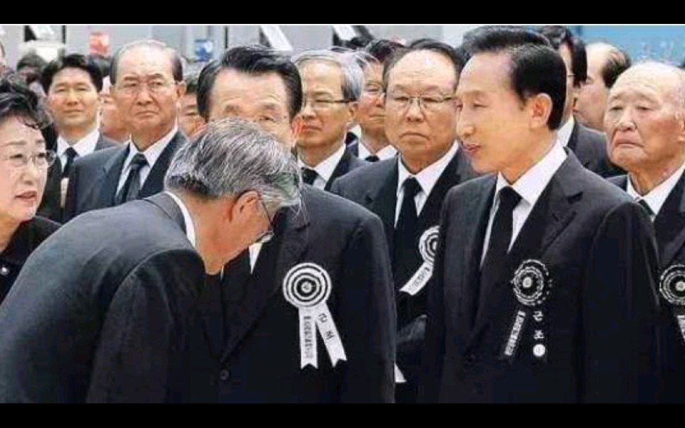 【辩护人:卢武铉 文在寅】总以为以卵击石不可取,但真正做了才发现