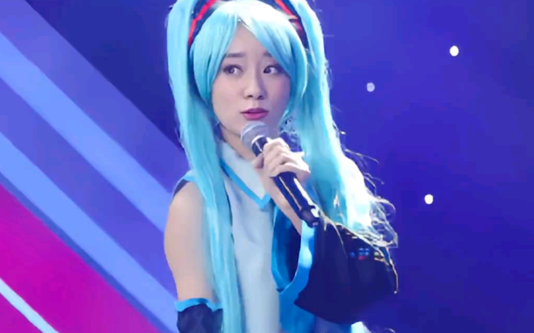 二次元少女演唱《甩葱歌》,动感音乐嗨翻全场!